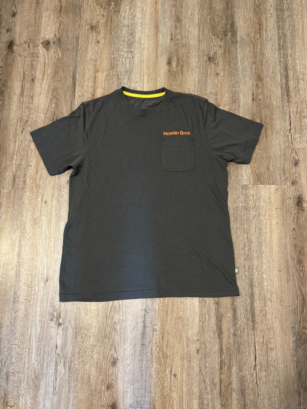 Howler Brothers Men's T-Shirt Size Large